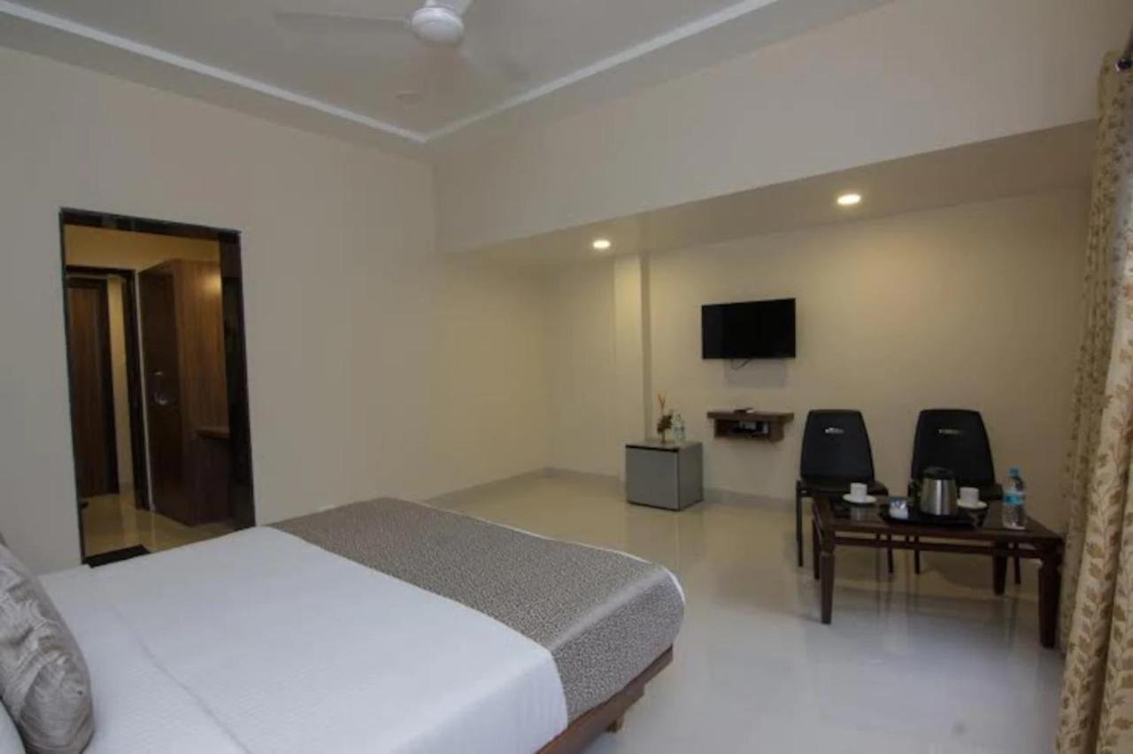 Sunshine Resort Lonavala Exterior foto